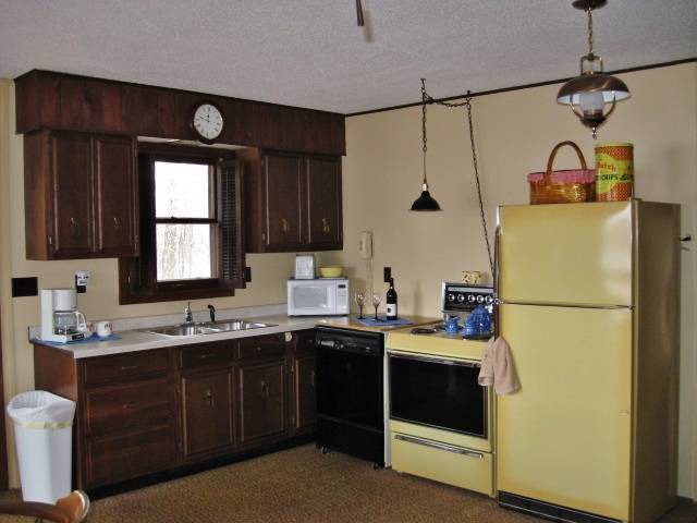 Photo of Kitchen in Longville