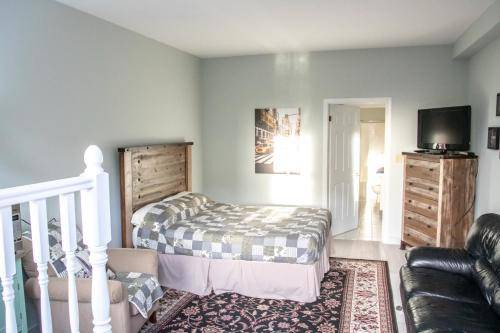 Photo of Bedroom in Bracebridge