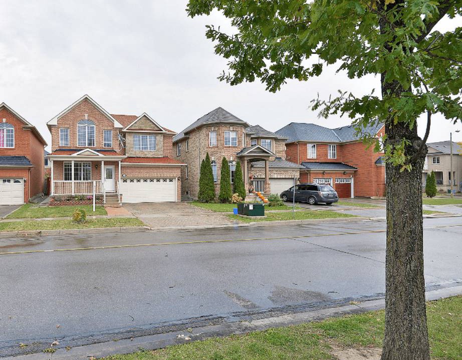 Photo of Buildings in Vaughan