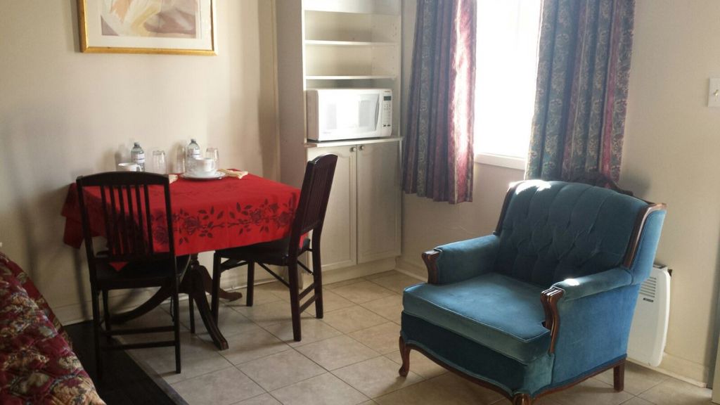 Photo of Livingroom in Madoc