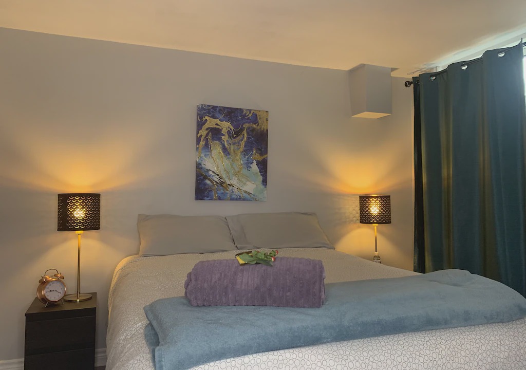 Photo of Bedroom in Vanier North