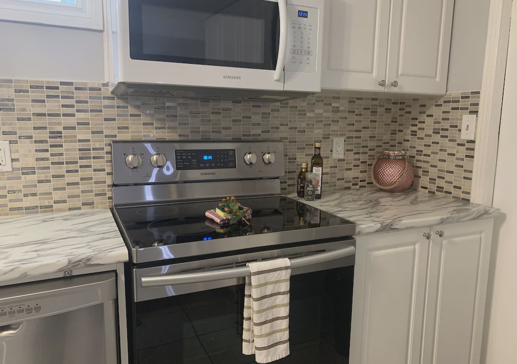 Photo of Kitchen in Vanier North