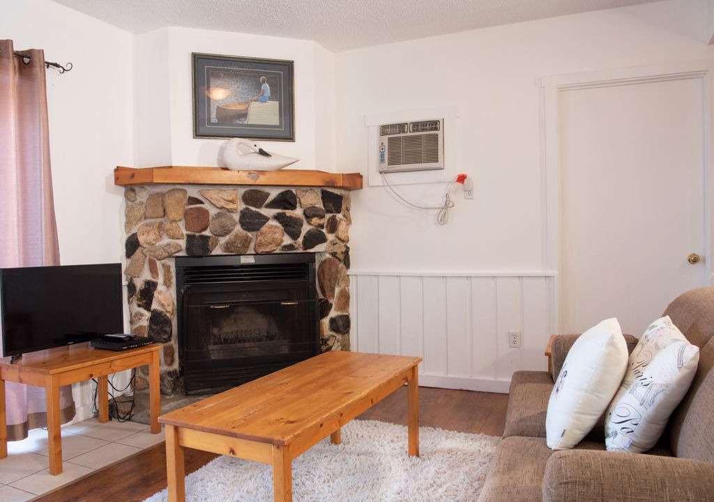 Photo of Livingroom in Drummond-North Elmsley