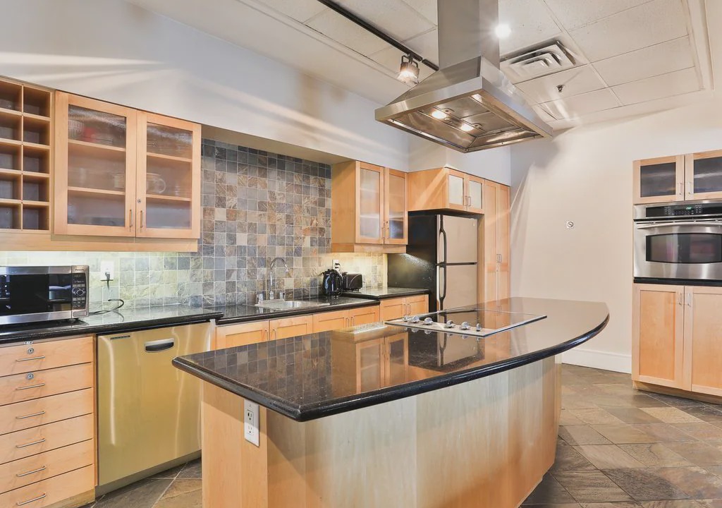 Photo of Kitchen in Toronto Entertainment District