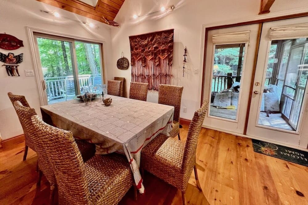 Photo of Kitchen in North Kawartha