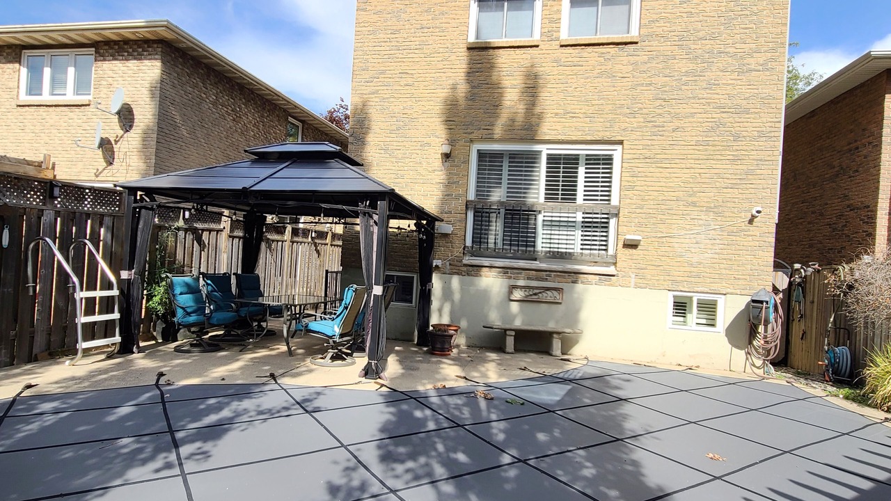Photo of Patio Balcony in Erin Mills