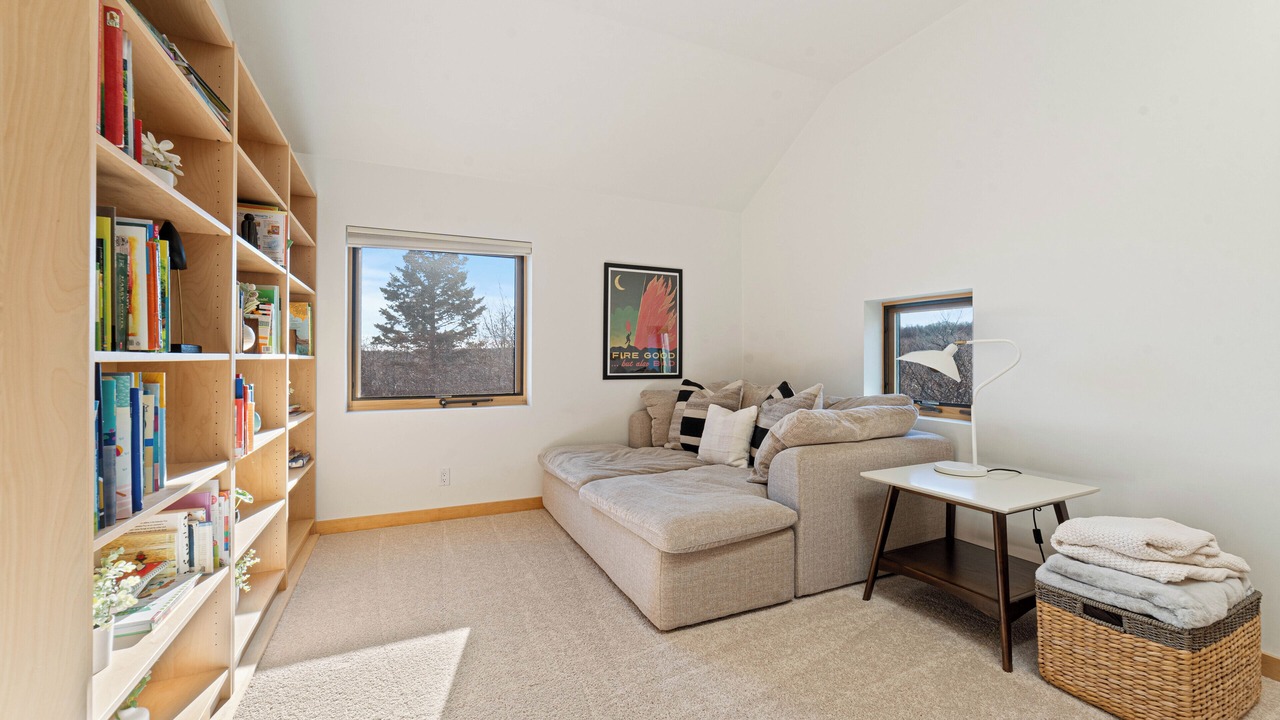 Photo of Livingroom in Duluth
