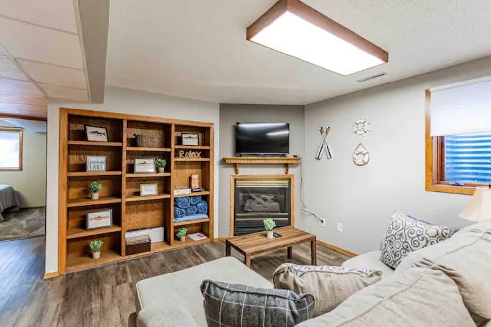Photo of Livingroom in Battle Lake