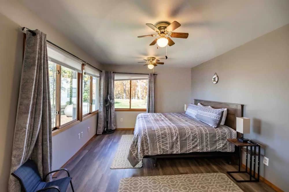 Photo of Bedroom in Battle Lake