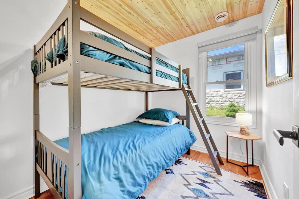 Photo of Bedroom in Selkirk