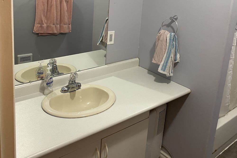 Photo of Bathroom in Port Carling