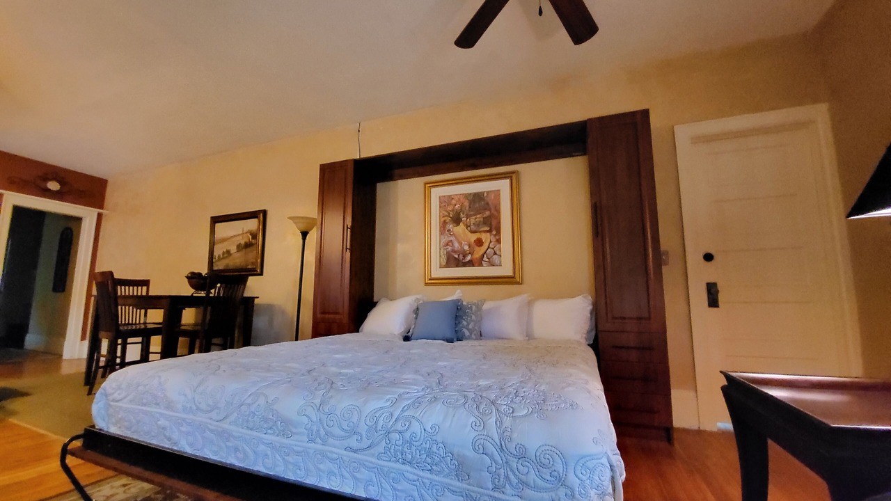 Photo of Bedroom in Congdon Park