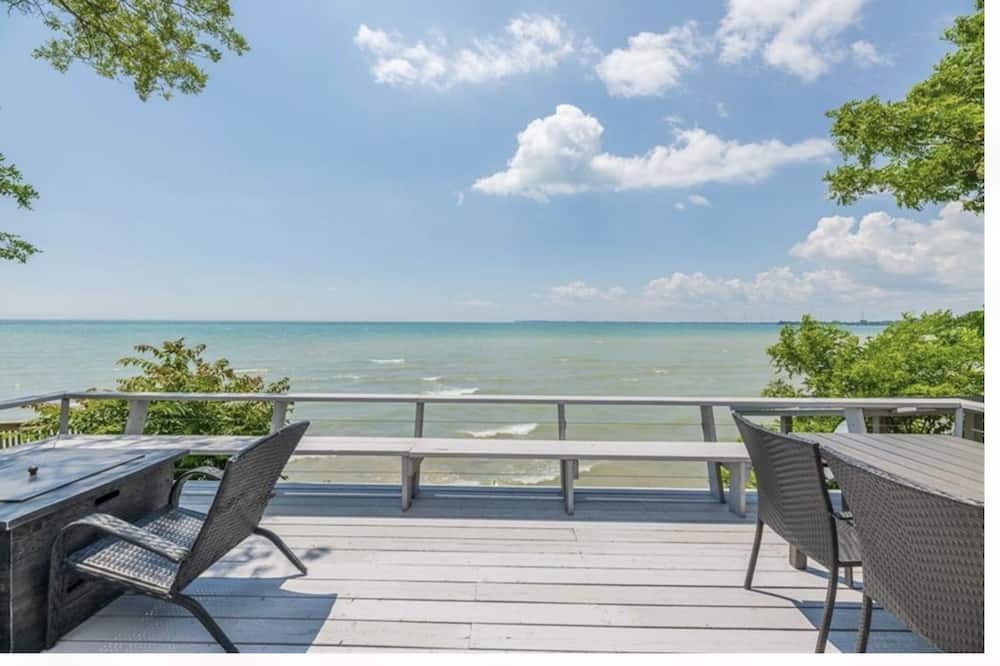 Photo of Patio Balcony in Wainfleet