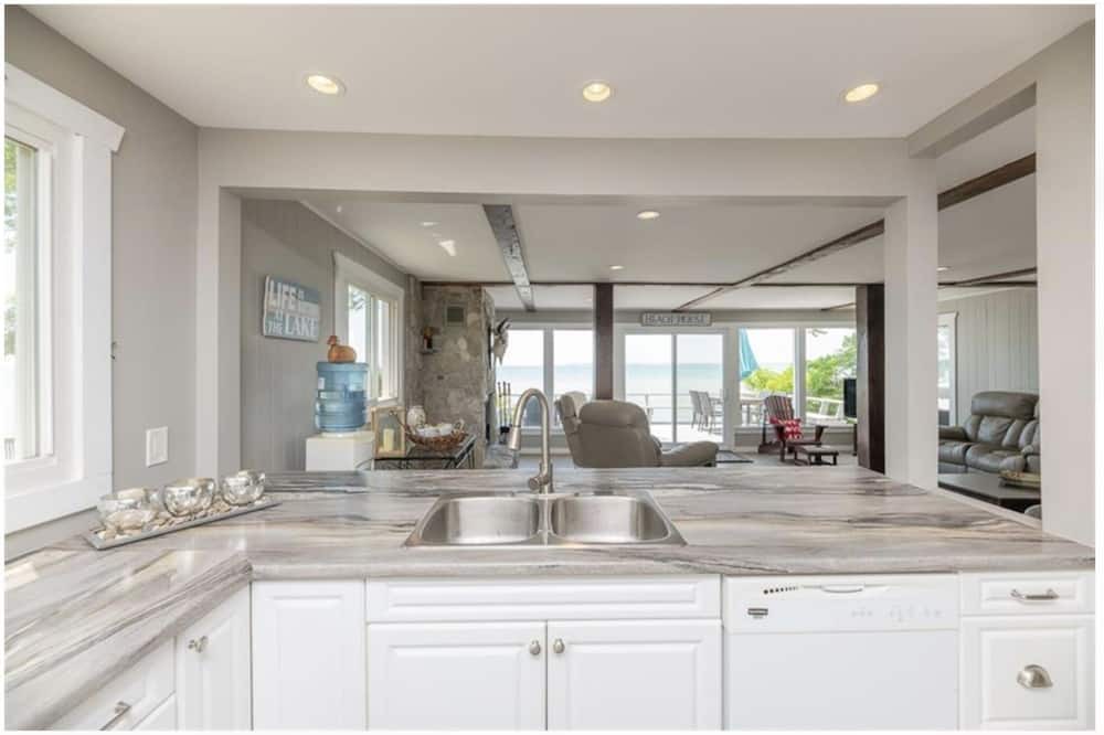 Photo of Kitchen in Wainfleet