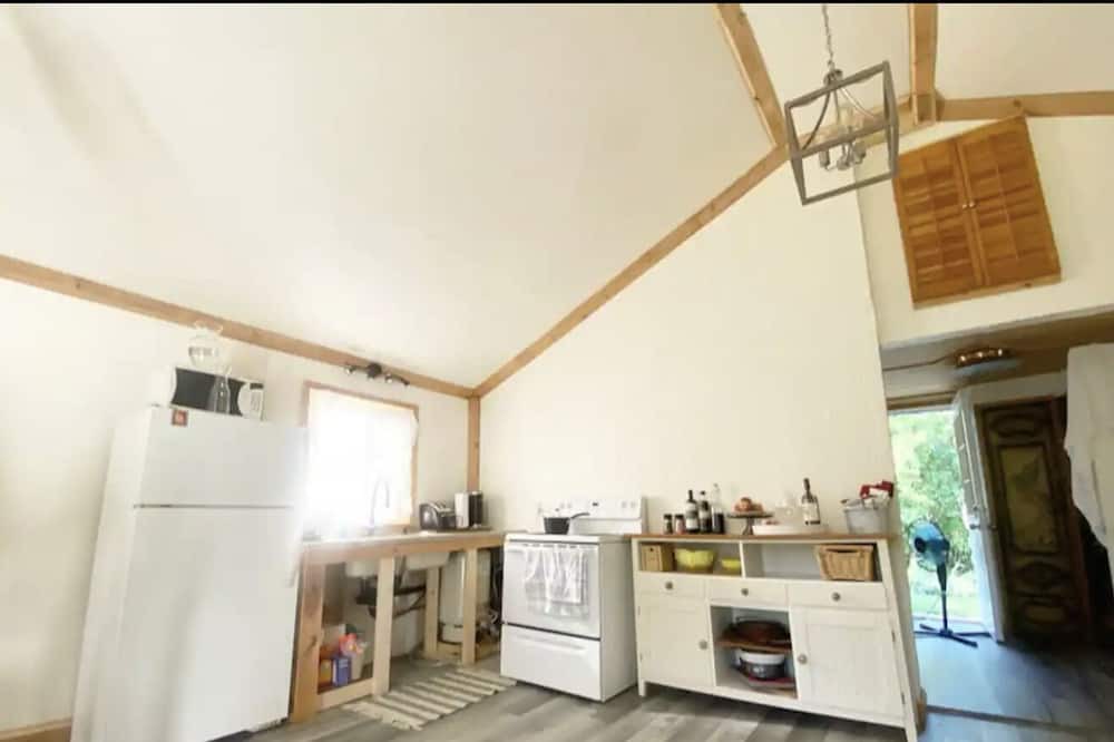 Photo of Kitchen in Kawartha Lakes