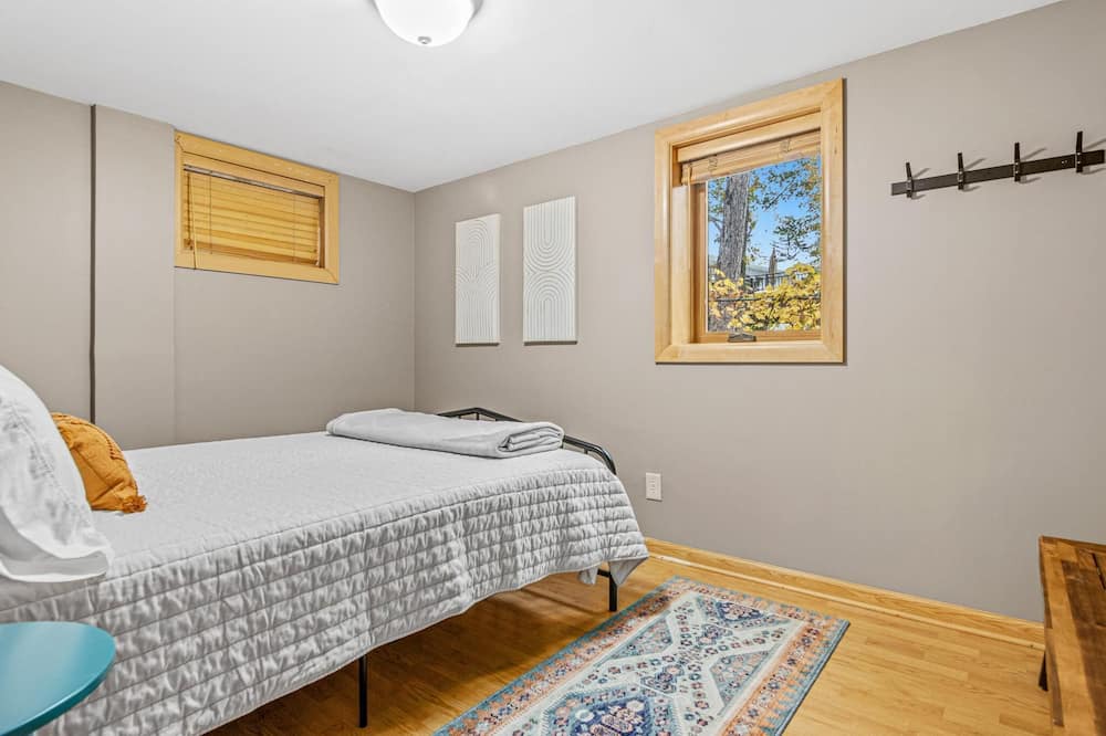 Photo of Bedroom in Coon Rapids