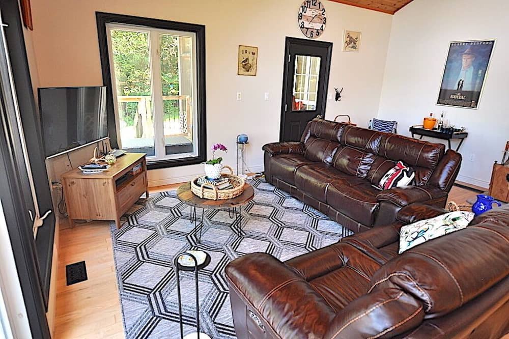Photo of Bedroom in Irondale