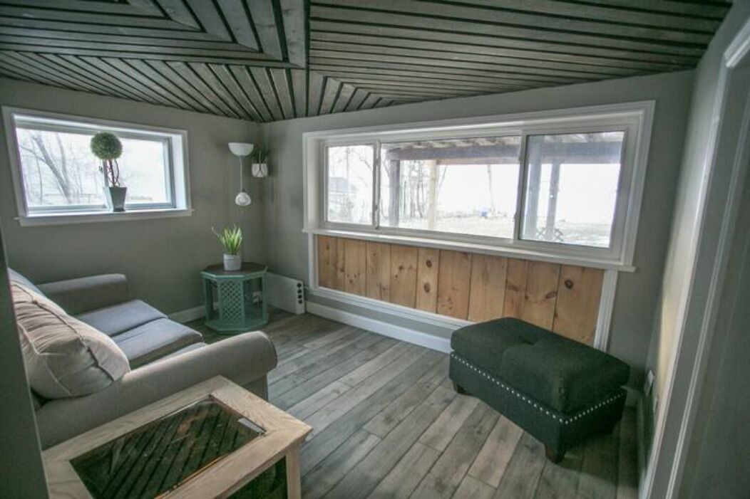 Photo of Livingroom in Scugog