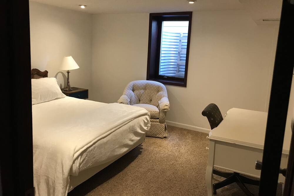 Photo of Bedroom in Richfield