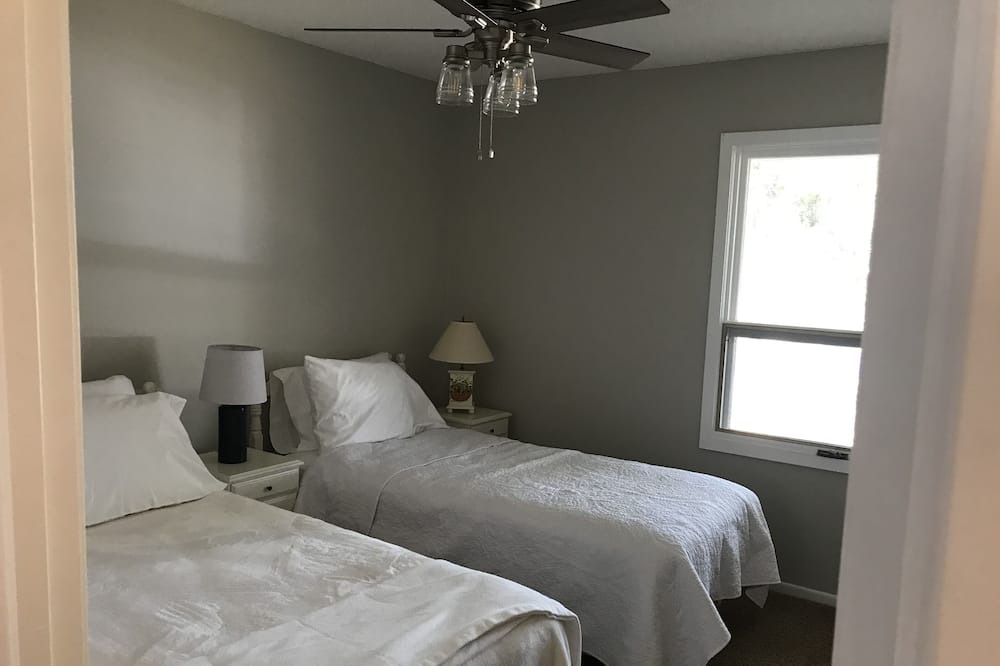 Photo of Bedroom in Richfield