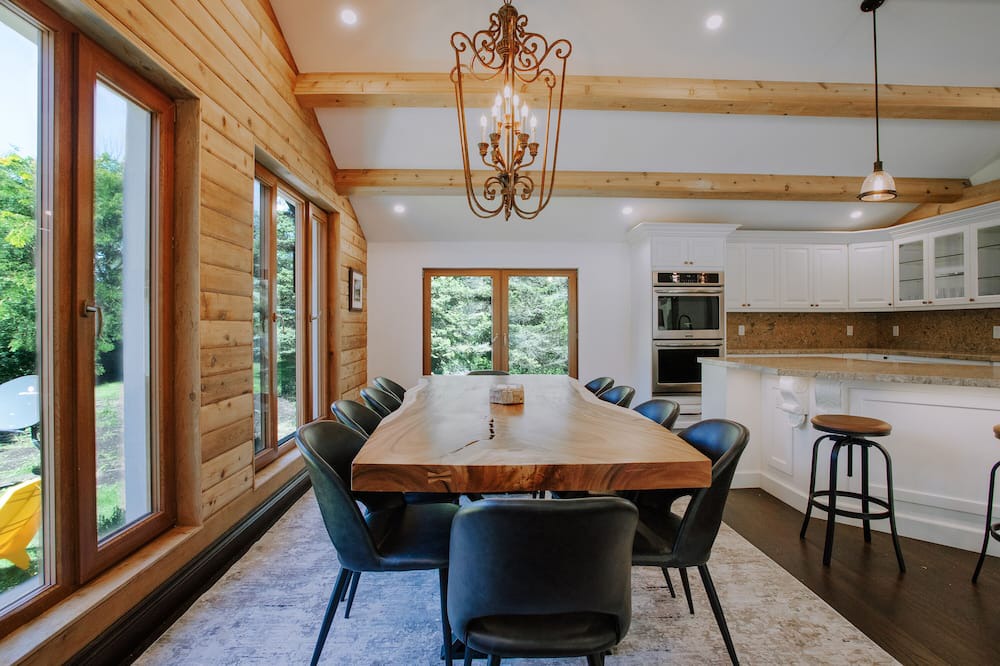 Photo of Kitchen in Caledon
