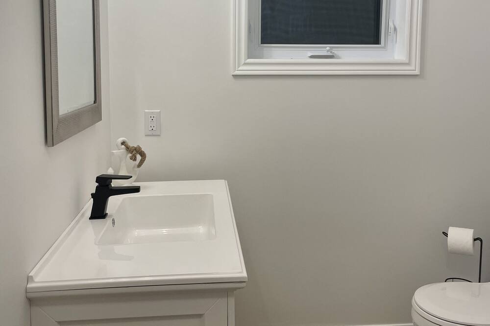 Photo of Bathroom in Port Stanley