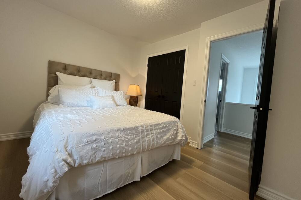 Photo of Bedroom in Port Stanley