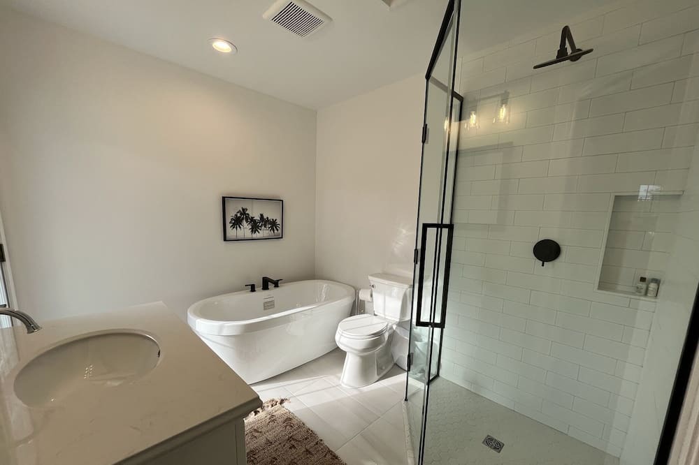 Photo of Bathroom in Port Stanley