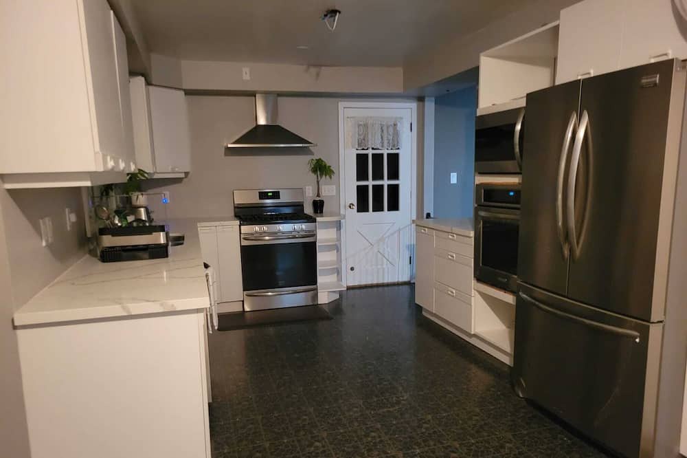 Photo of Kitchen in Caledon