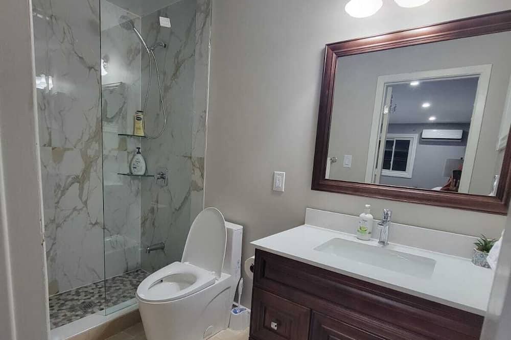Photo of Bathroom in Caledon