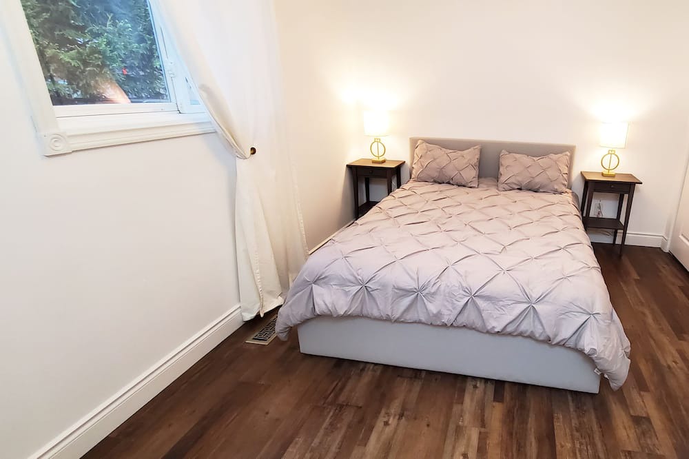 Photo of Bedroom in Paris