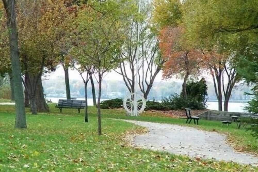 Photo of Others in St. Clair