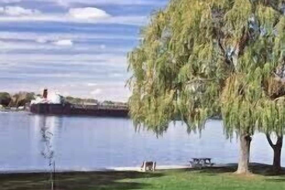 Photo of Others in St. Clair