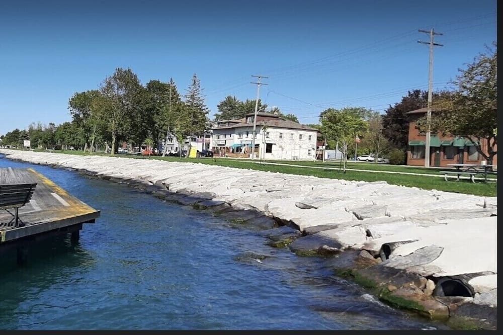 Photo of Others in St. Clair