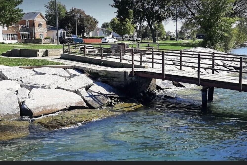 Photo of Others in St. Clair