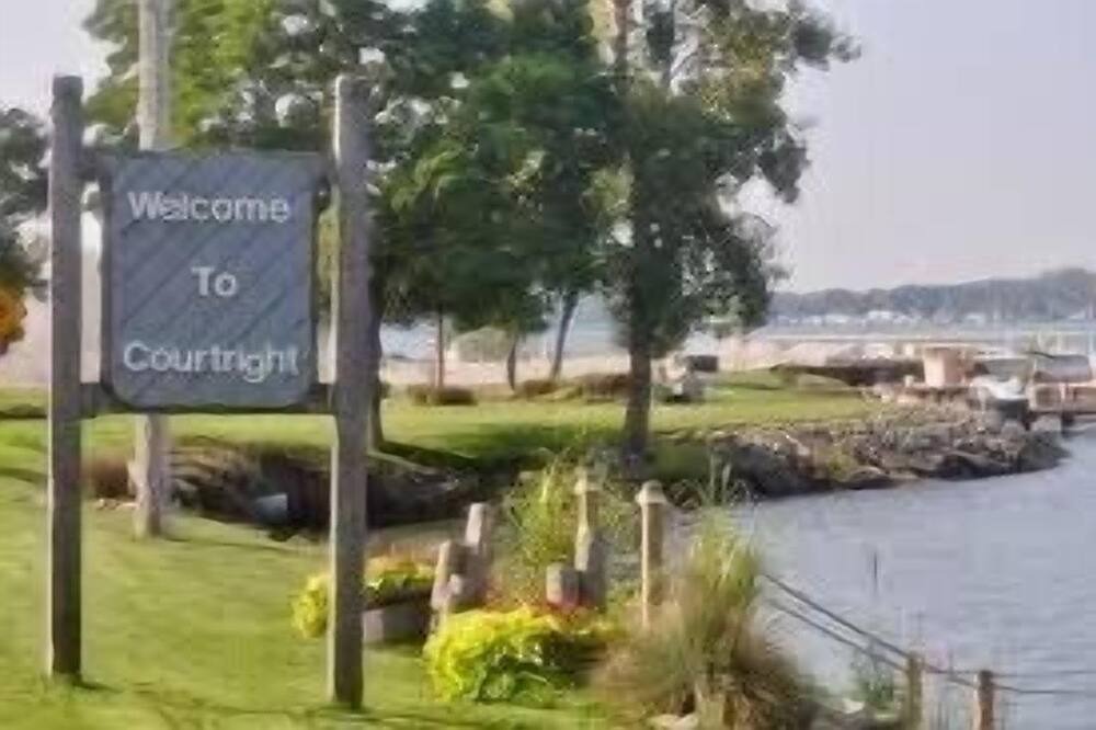 Photo of Outdoor in St. Clair
