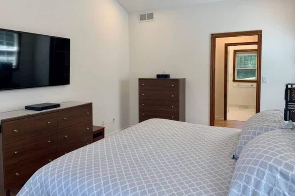 Photo of Bedroom in Minden
