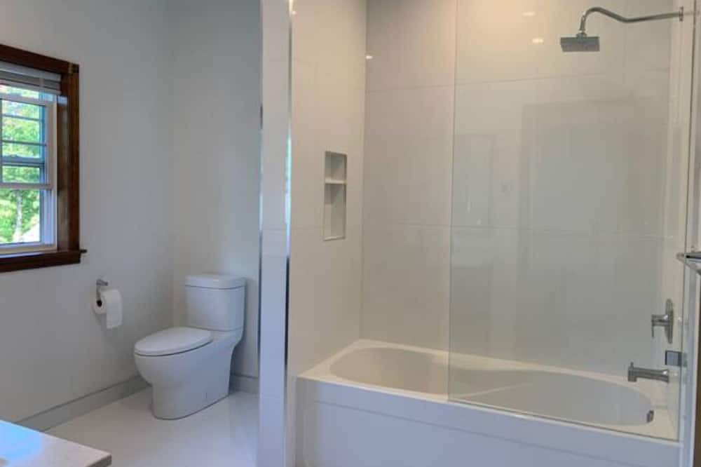 Photo of Bathroom in Minden
