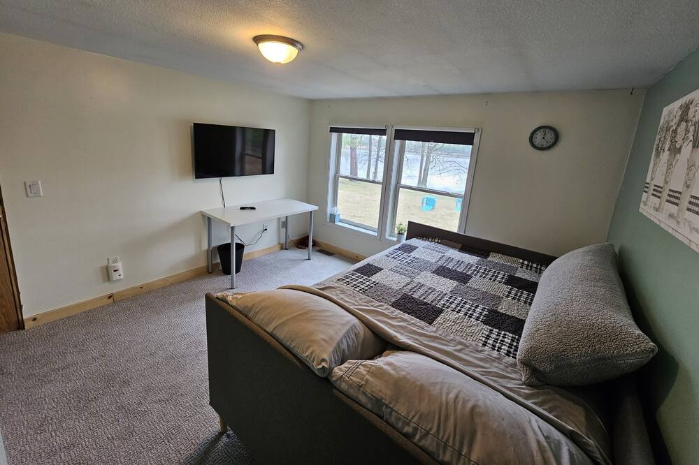 Photo of Bedroom in Backus