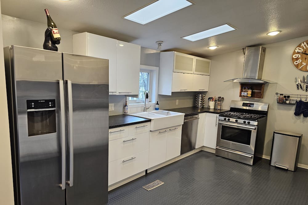 Photo of Kitchen in Backus