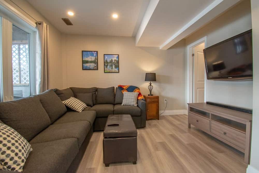 Photo of Bedroom in Irondale