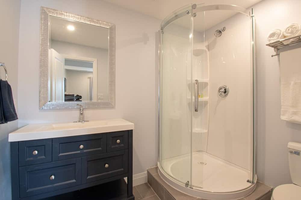 Photo of Bathroom in Irondale