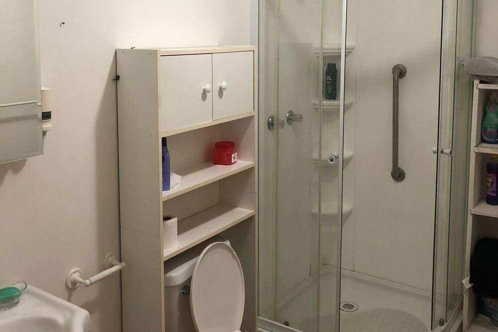 Photo of Bathroom in Marmora