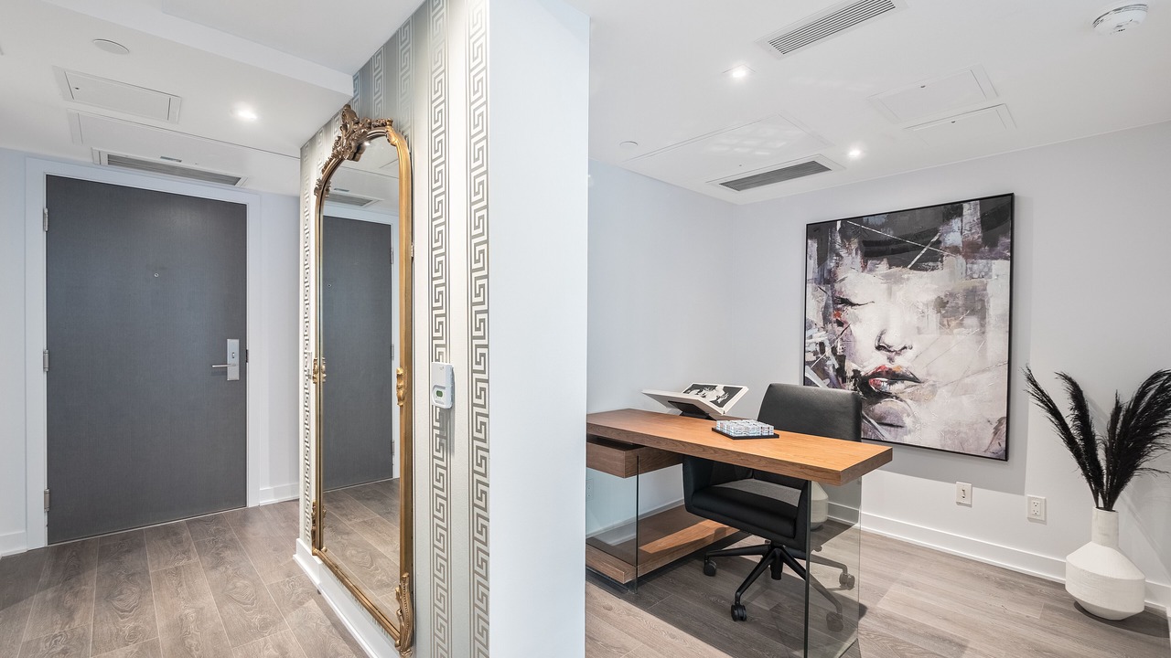 Photo of Bedroom in Bloor-Yorkville