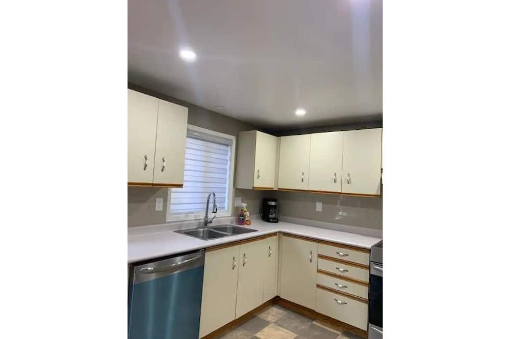 Photo of Kitchen in Barrie