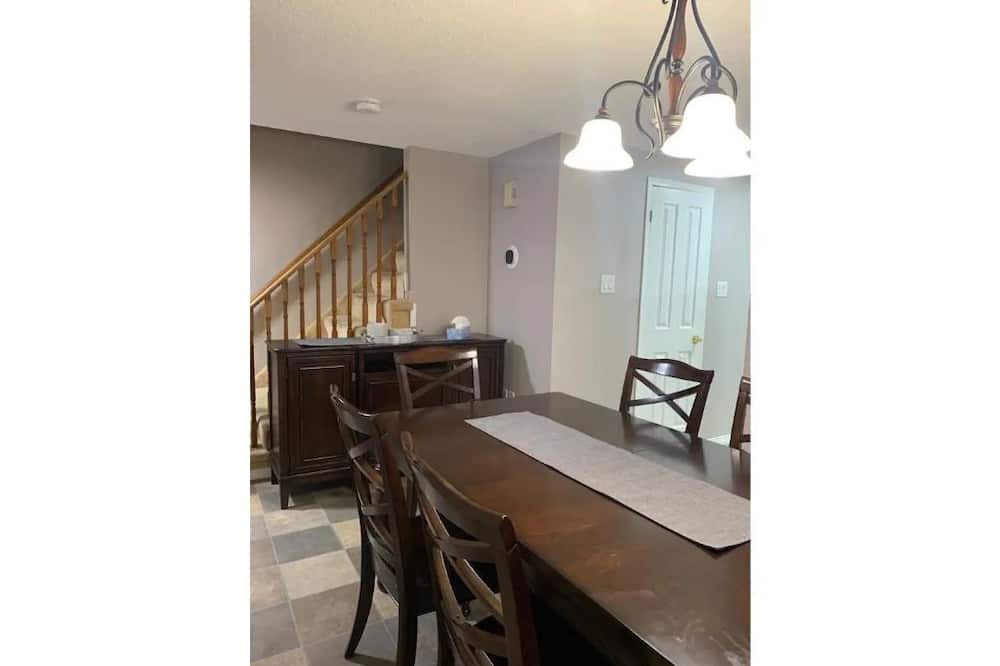 Photo of Kitchen in Barrie