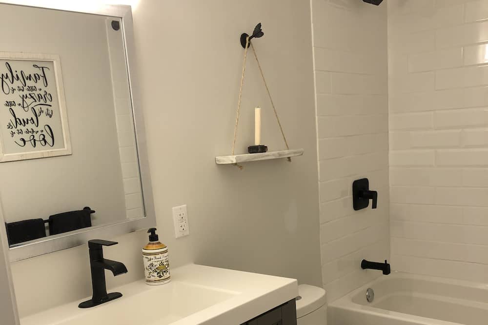Photo of Bathroom in Faraday