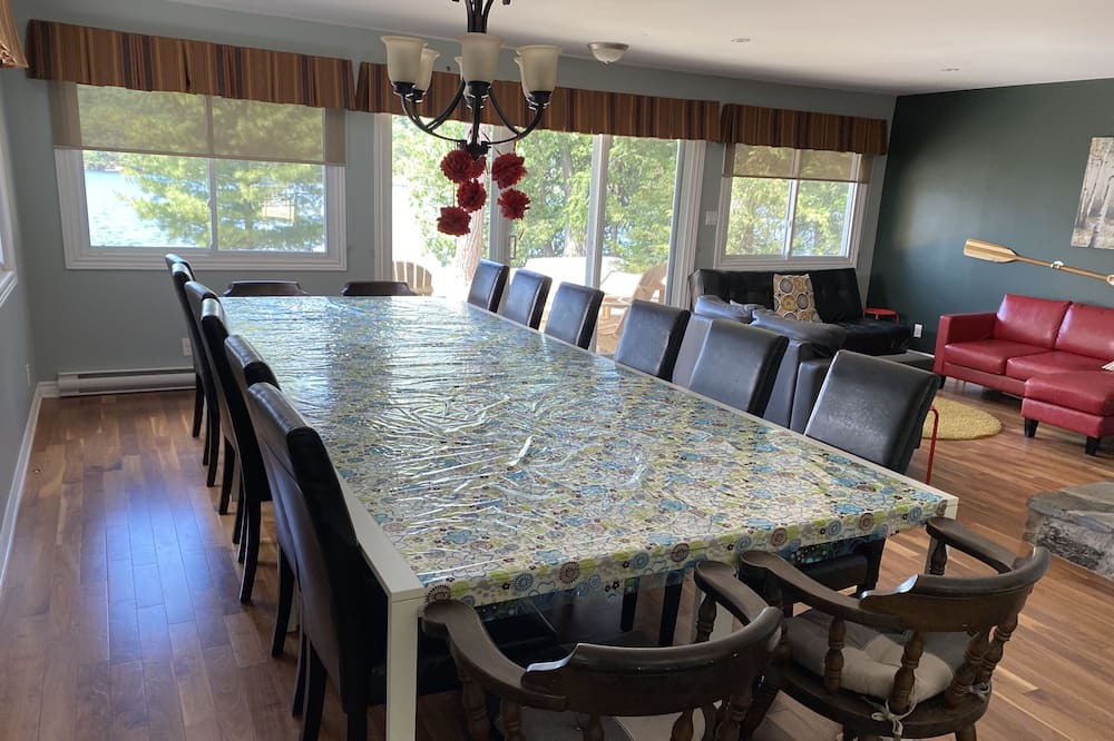 Photo of Kitchen in Leeds and the Thousand Islands