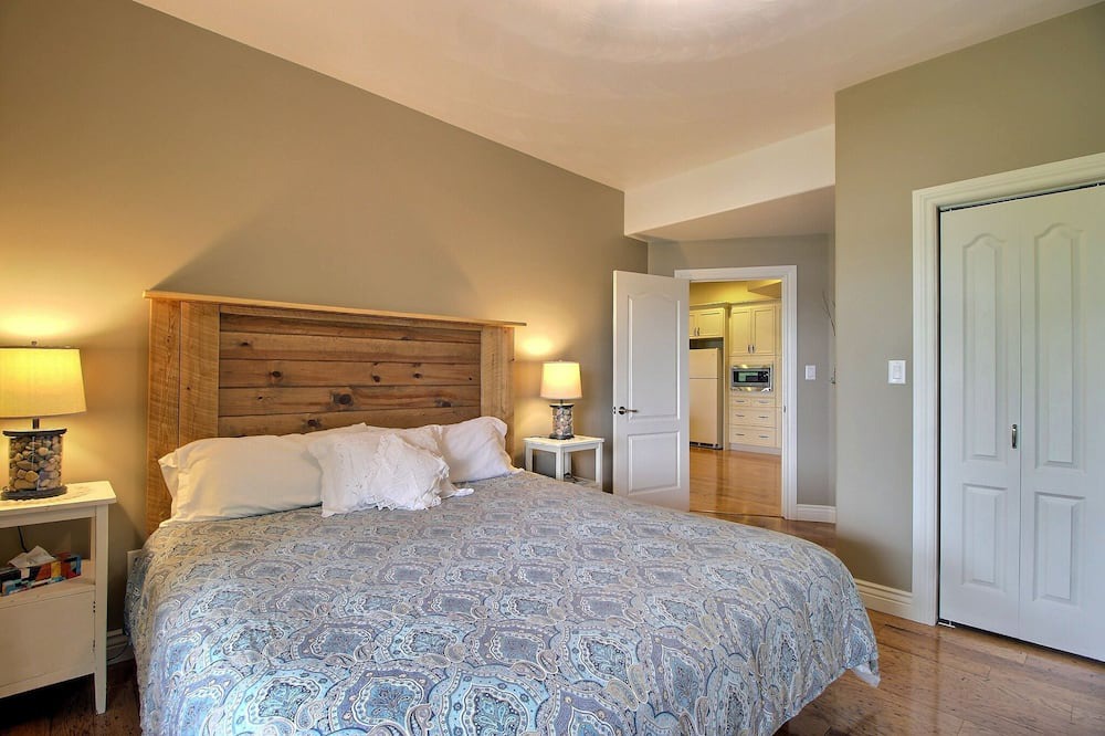 Photo of Bedroom in Twin Bay