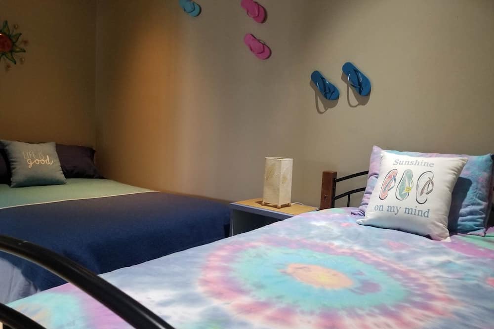 Photo of Bedroom in Twin Bay